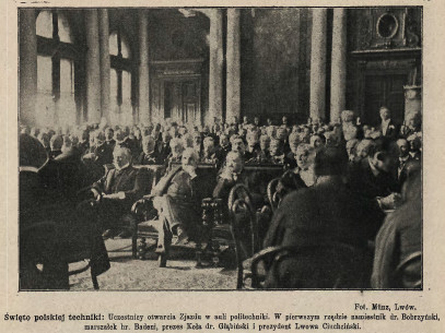 Congress participants in the grand hall of the Polytechnic, the main venue for the event