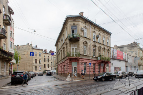 Вул. Франка, 39