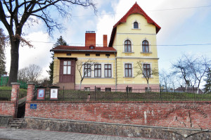 Вул. Івана Франка, 152 – Літературно-меморіальний музей Івана Франка