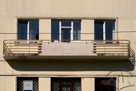 Просп. Свободи, 5. Балкон ІІІ-го поверху