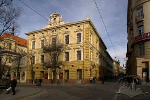Просп. Свободи, 12 – колишній житловий будинок