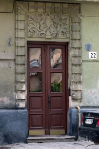 Вул. Левицького, 22. Головний вхід