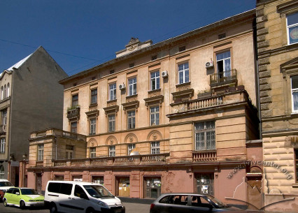 Вул. Пекарська, 13. Головний фасад