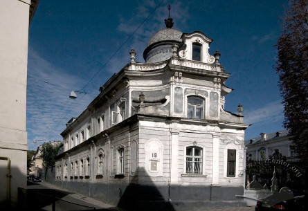 Вул. Пекарська, 19. Західна офіцина, вигляд з вулиці
