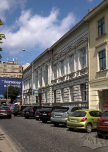 Просп. Шевченка, 13. Вигляд з півдня