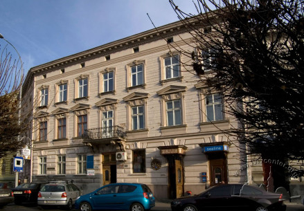 Просп. Шевченка, 11. Головний фасад