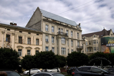 Просп. Шевченка, 25. Вигляд з північного заходу