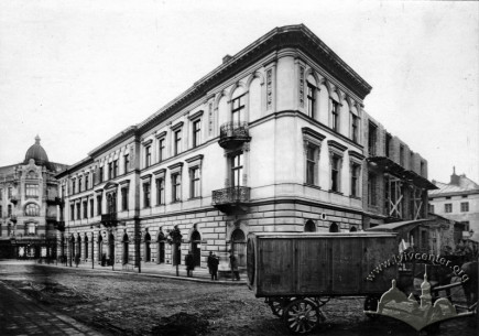 Former Schneider’stownhouse shortly before it was dismantled (circa 1912)