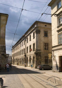 Pl. Rynok, 10. View from the Ruska str. (from the north)