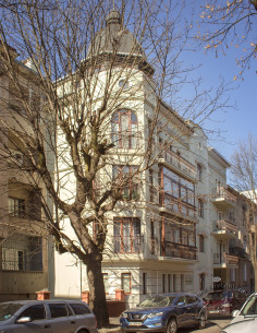 The residential building, constructed in the 2000s on the part of the villa's plot where the Dairy Union buildings had been situated