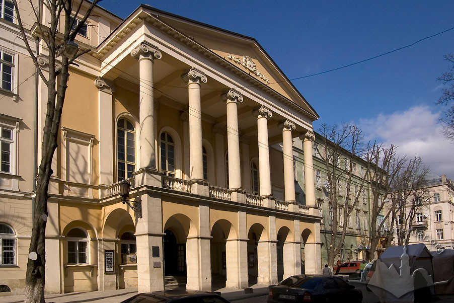 Вул. Лесі Українки, 1 – кінотеатр (не діє)