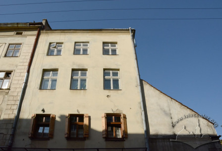 Vul. Staroyevreiska, 52. Part of the southern facade