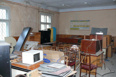 вул. Личаківська, 7. Прибудова у внутрішньому подвір'ї будинку. Інтер'єр. Тут розташовувався кінотеатр "Метро" (1934–1944).
