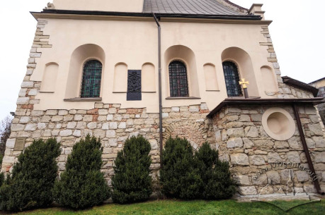 Vul. Khmelnytskoho, 77. Southern facade