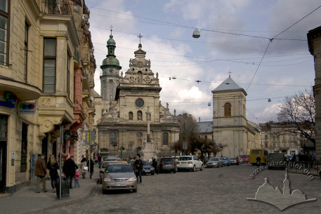 Pl. Soborna, 3. A view from the west