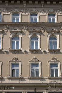 Просп. Шевченка, 28. Фрагмент східного фасаду