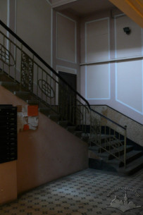 Vul. Hnatiuka, 20-22. The principal staircase