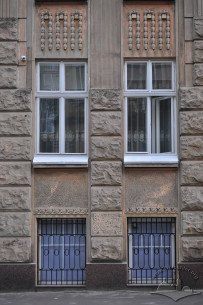 Вул. Левинського, 1.