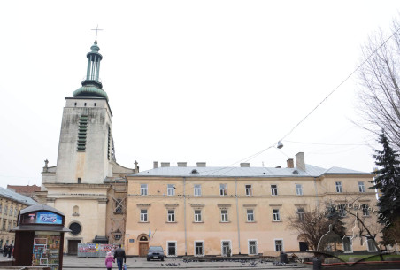 Pl. Mytna, 2. A view from the west