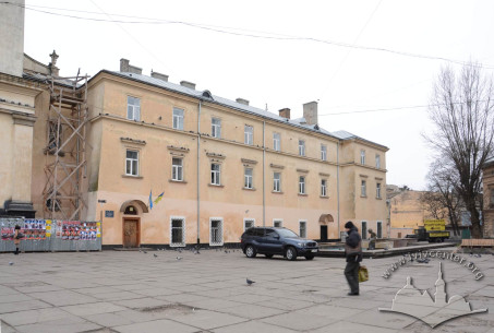 Pl. Mytna, 2. The former monastery building