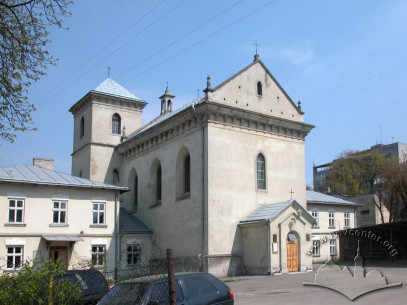 Vul. Kopernika, 27. A view from the southwest