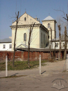Vul. Kopernika, 27. A view from the south