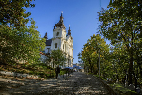 Vul. Vynnychenka, 22. Church building as seen from northwestern side.