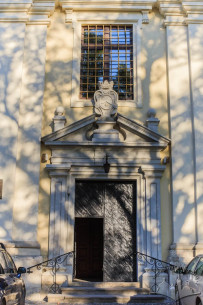 Vul. Vynnychenka, 22. The main entrance to the church