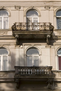 Vul. Halytska, 1. Main facade fragment (2-3rd floor level)