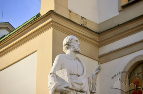 Vul. Lychakivska, 82. St. Peter's statue to the left of the main entrance