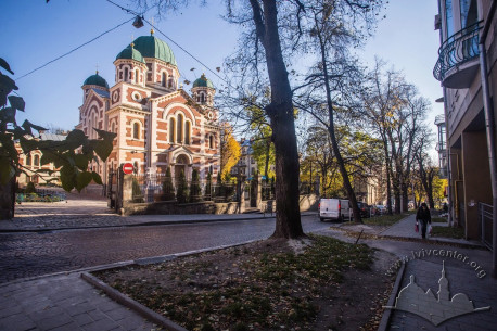 Vul. Korolenka, 3. Church as seen from the opposite side of the street.