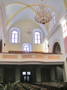 Vul. Korolenka, 1. Interior view towards the entrance and choir balcony