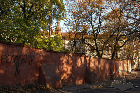 Vul. Kryvonosa, 1. The church as seen from the west