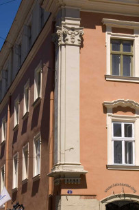 Vul. Krakivska, 2. Part of the building