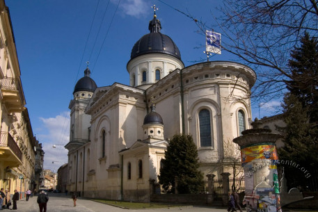 Vul. Krakivska, 21. View of the church from the west