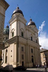 Vul. Krakivska, 21. A view of the principal facade