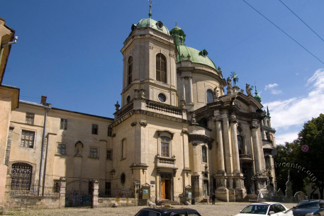 Pl. Muzeina, 1-3. Former church and the monastery