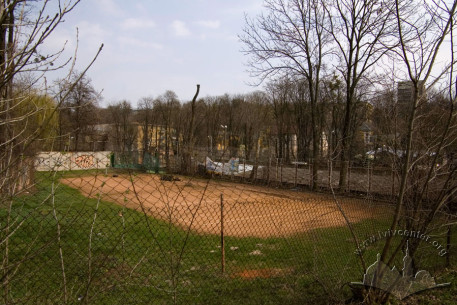 Vul. Horbachevskoho, 24. One of the fields that has been used for playing various sports.