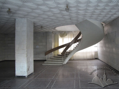 Vul. V. Velykoho, 2. Lobby interior