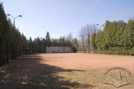 Vul. Patona, 1. One of the sport fields in the complex.