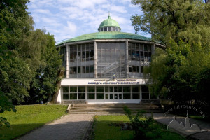 Вул. Самчука, 14 – корпус кафедри фізичної культури Національного університету “Львівська Політехніка”