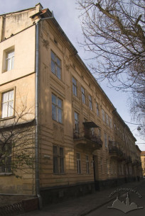 Вул. Севастопольська, 8. Вид головного фасаду зі сходу