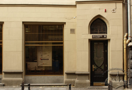 Prosp. Shevchenka, 27. Detail of the facade facing vul. Hertsena
