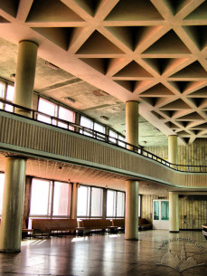 Vul. Stryiska, 109. Interior view of the waiting hall