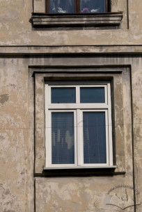 Вул. Галицька, 5. Одне з вікон 3-го пов.