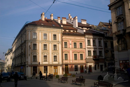 Vul. Shevska, 16. A view from the Yavorskoho sq.
