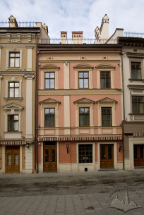 Vul. Shevska, 16. View of the building's principal facade