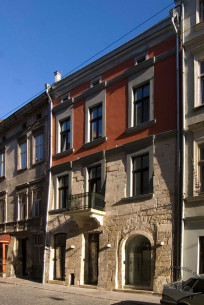 Vul. Virmenska, 4. View of the building's main facade