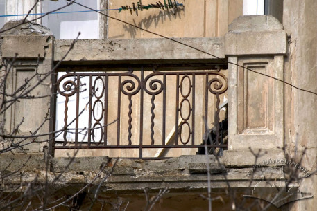 Vul. Shevchenka, 24. The 3rd floor balcony