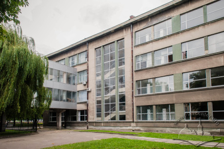 Vul. Bandery, 24. Rear (northern) facade of the building's side wing